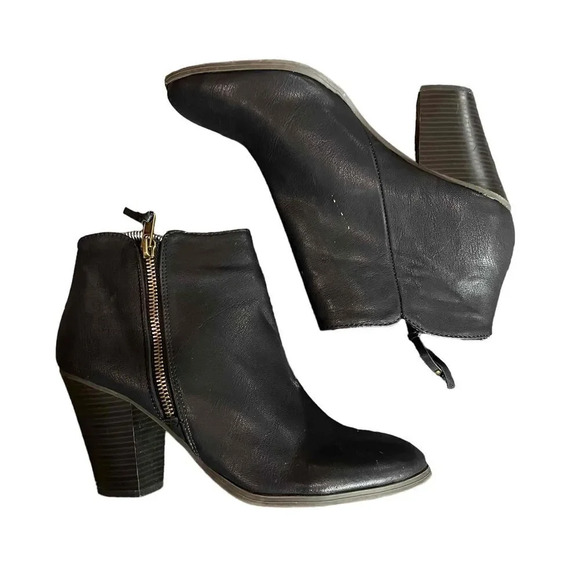 Charlotte Russe Women's Black High Heel Round Toe Zip Closure Ankle Boots Size 9 - Picture 1 of 10